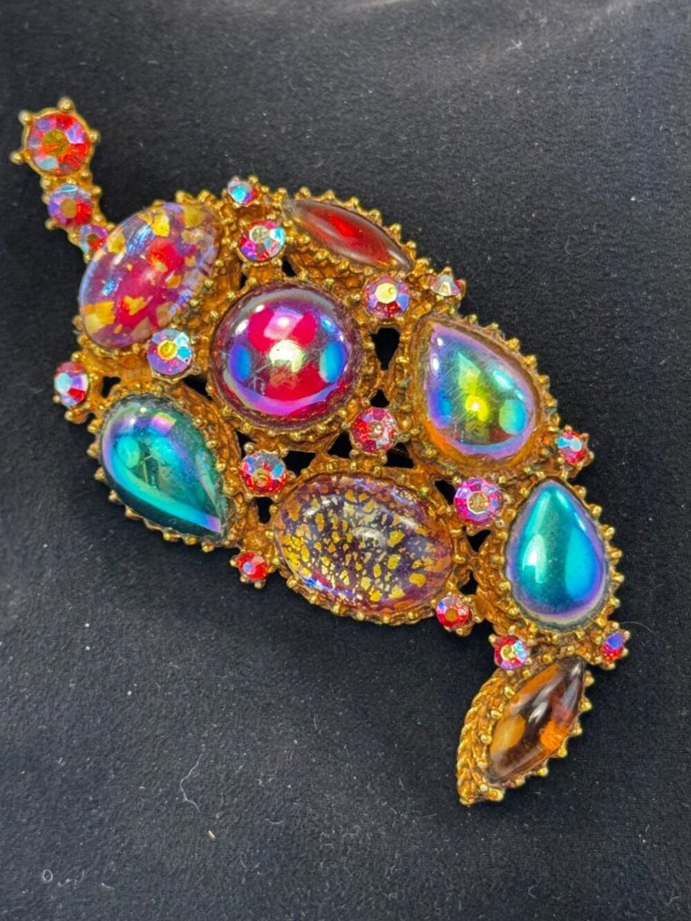 Vintage 1950s Art Glass Cabochon Brooch AB Rhinestone Gold Tone Statement Pin